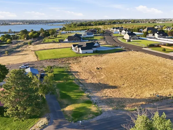 9512 NE Morgan Road, Moses Lake, WA 98837