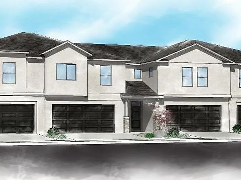 569 E Steeplechase Rd — Photo 1