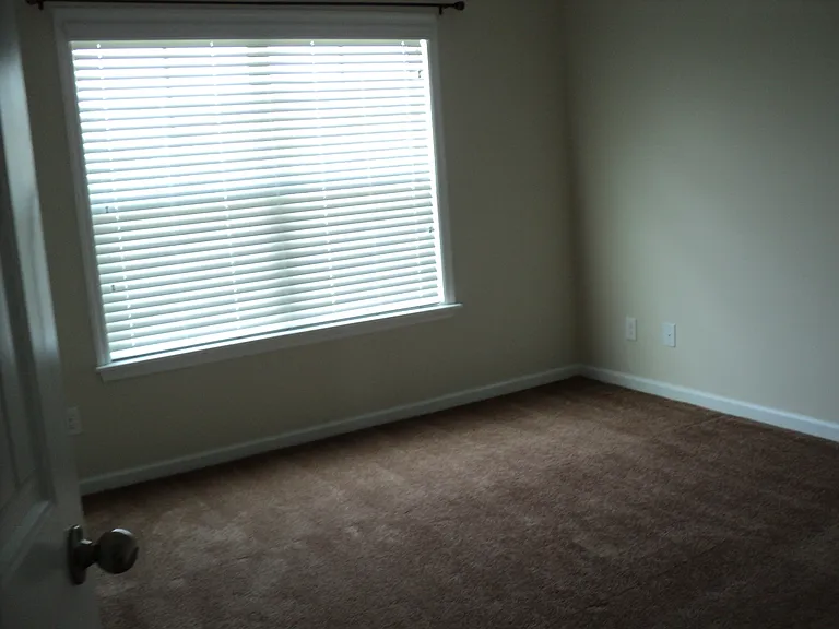1713 Sunmeadow Dr — Photo 7
