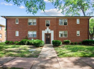 7011 Tulane Ave APT 2W, University City, MO 63130