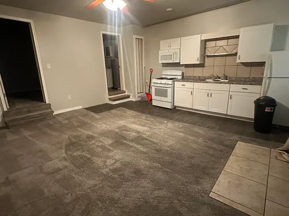 327 S 3rd St, Steelton, PA 17113