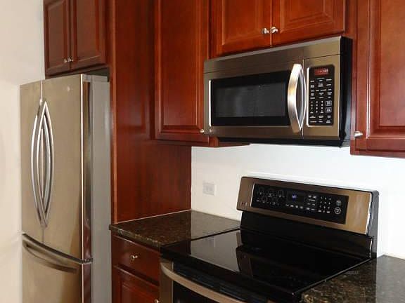 5th image of 101 Clinton St APT 6C