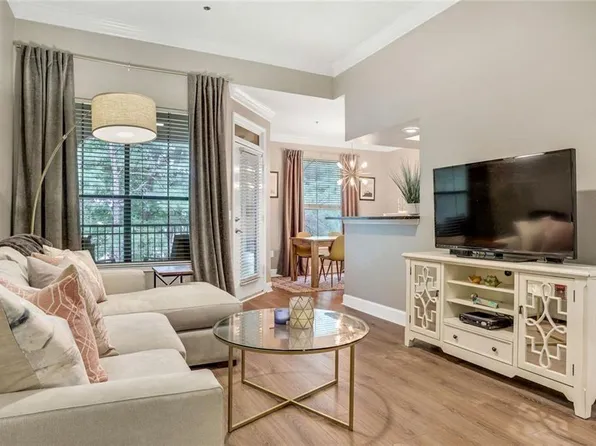 3777 Peachtree Rd NE APT 1233, Brookhaven, GA 30319