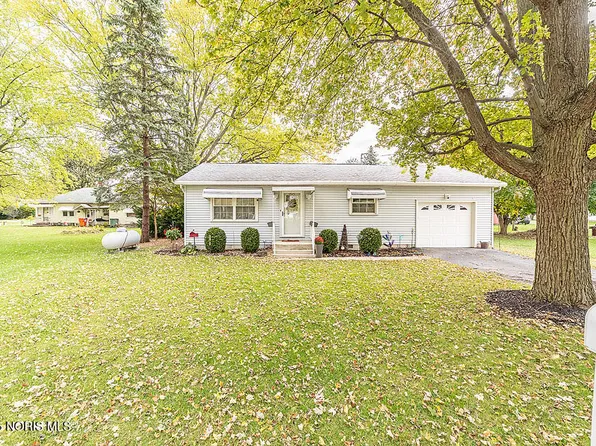 205 N Scott St, Arcadia, OH 44804