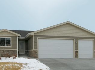 2130 Silvertip St, Bar Nunn, WY 82601