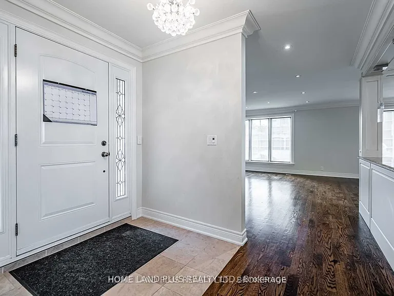 66 Munro Blvd — Photo 3