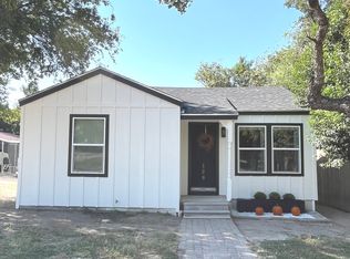 128 Sixth Street, Ingram, TX 78025