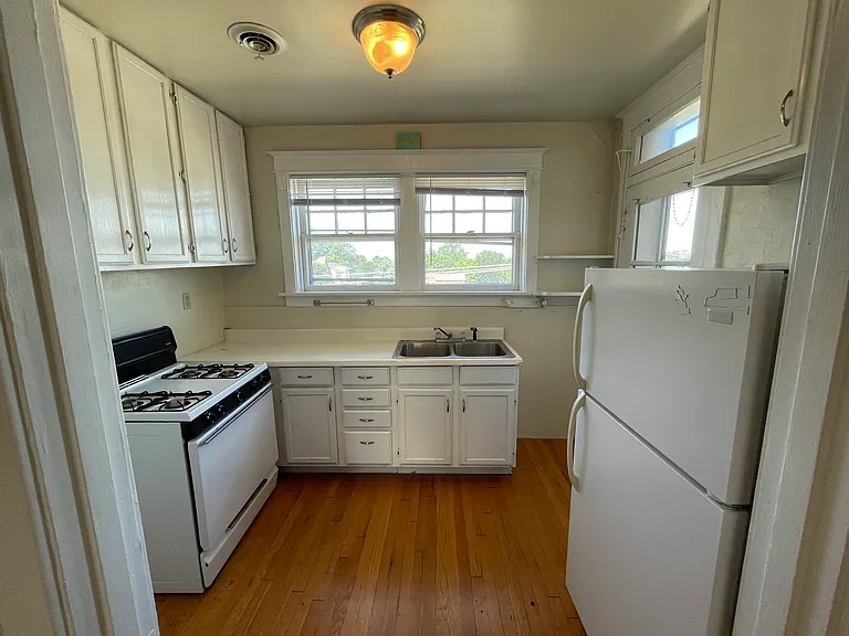 7351 Hoover Ave — Photo 5
