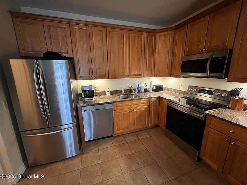 4th image of 8 Wall Street APT 441