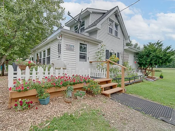 W7235 County Road G12, Stephenson, MI 49887