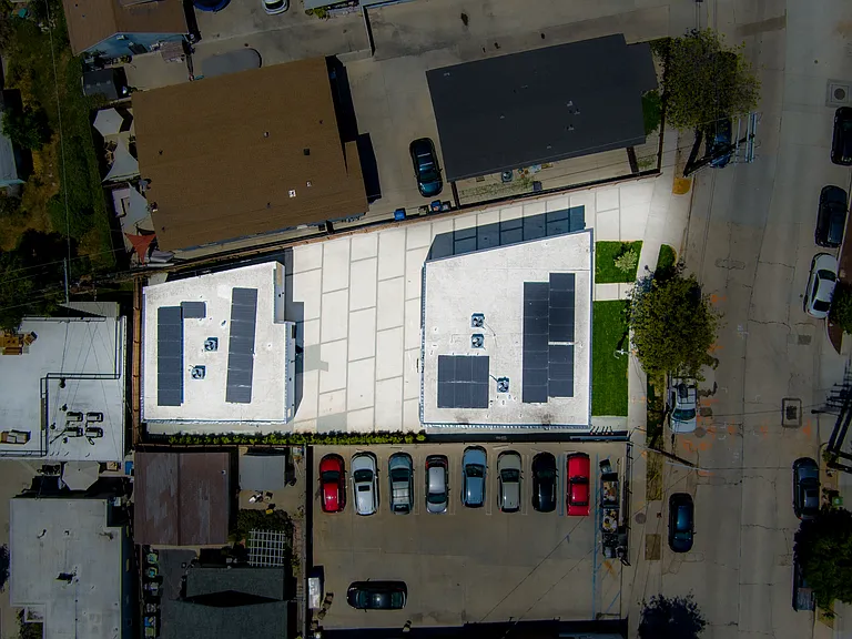 1119 N Avenue 56 — Photo 20