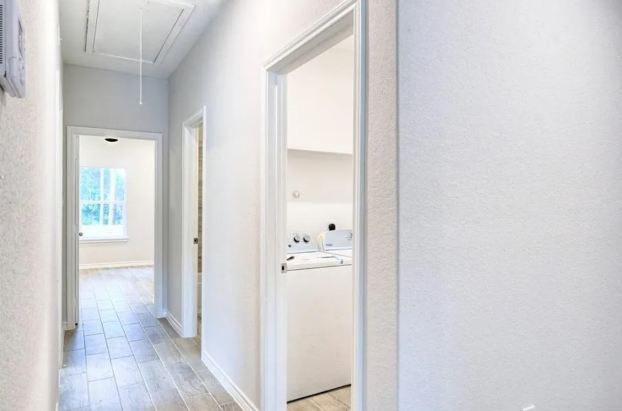 3 bed, 1000 sqft, $1,450 — Photo 4