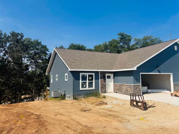 1053 Armida Ct, Reedsburg, WI 53959
