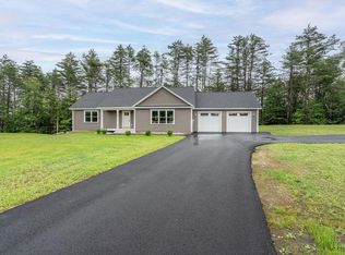 8 Midmark Ln, Concord, NH 03301