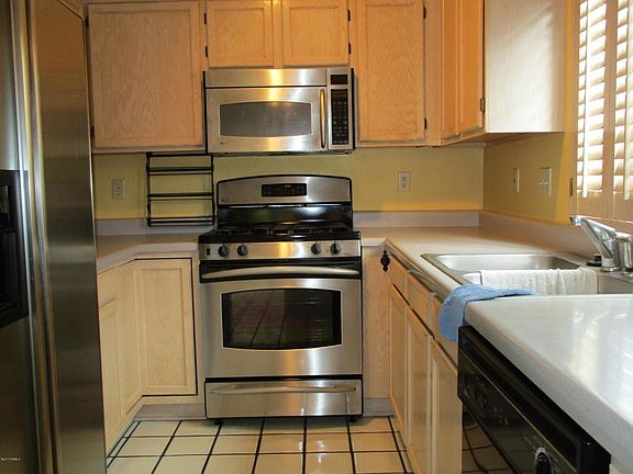 4th image of 3741 N Avenida Flamante