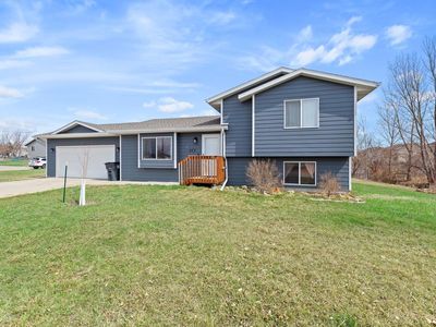 577 Plover Dr, Box Elder, SD, 57719