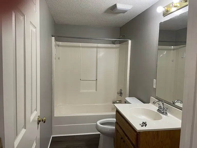 170C Willow Creek Blvd #1 — Photo 8
