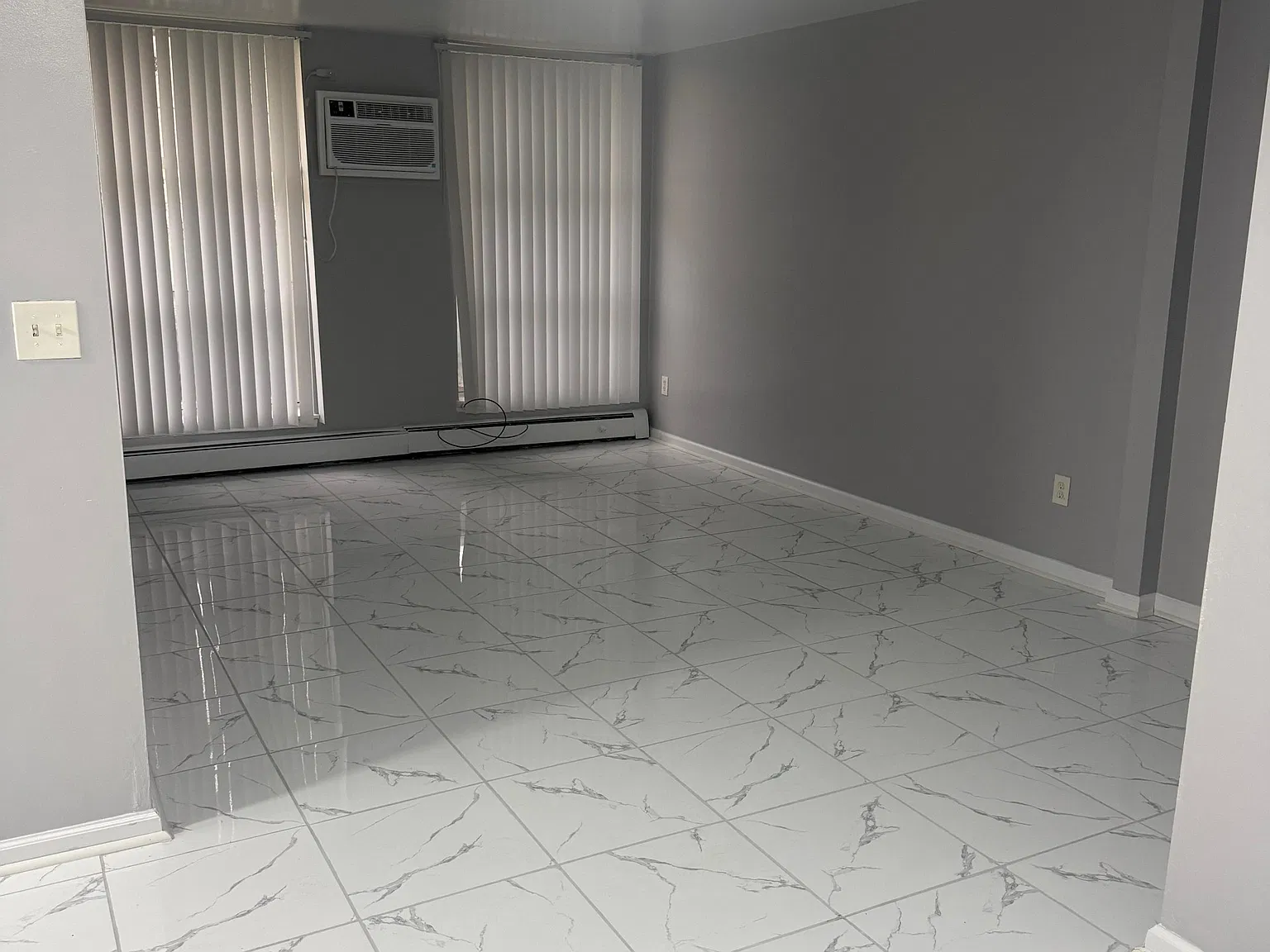 Dolson Arms Apartments — Photo 4