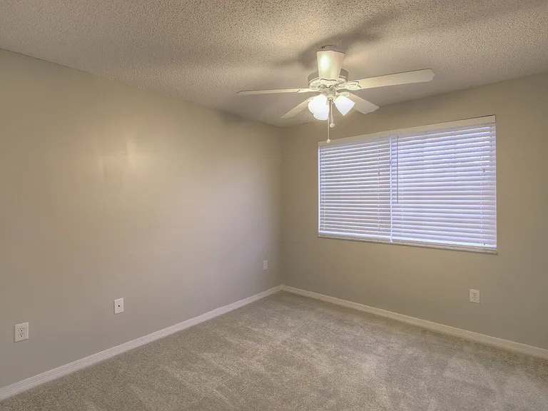 9070 SW 157th Pl — Photo 11
