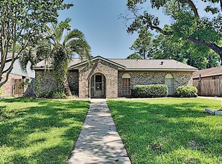 11222 Hendon Ln, Houston, TX 77072