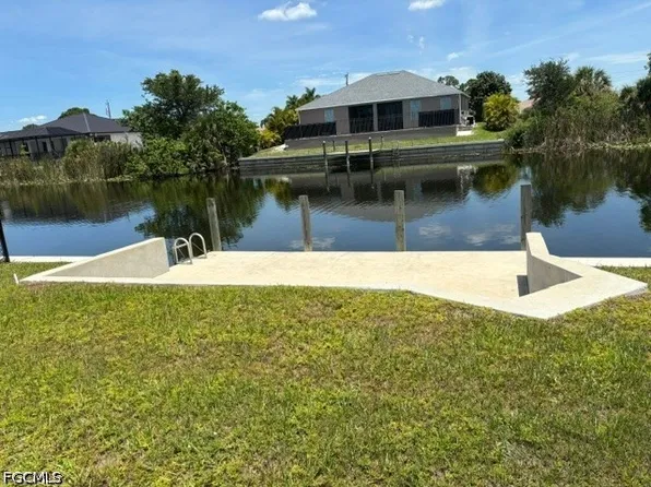 2827 SW 2nd Ter, Cape Coral, FL 33991