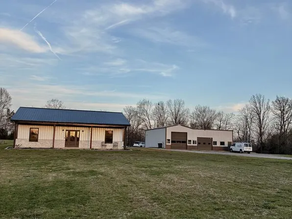 144 Whitlock Paris Rd, Paris, TN 38242