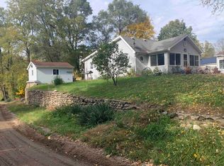 1409 Main St, Leonard, MI 48367