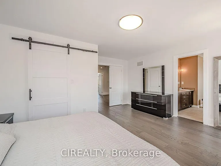 4712 Doug Wright Dr — Photo 22