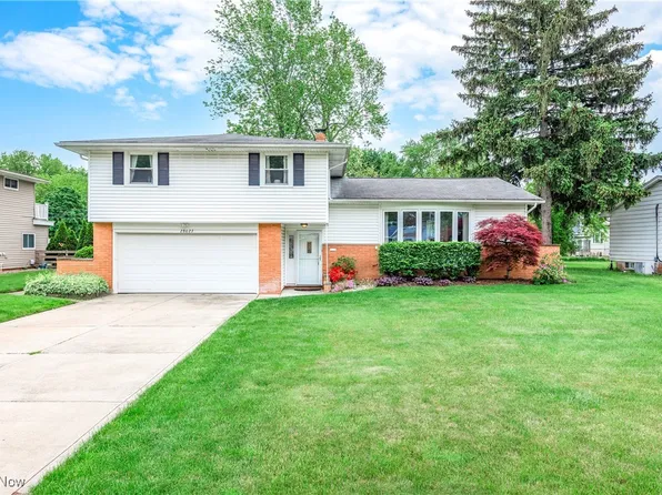 28023 Terrace Dr, North Olmsted, OH 44070