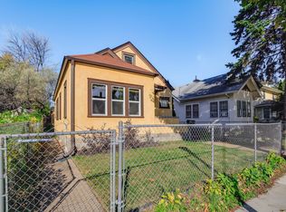 1327 Thomas Ave, Saint Paul, MN 55104