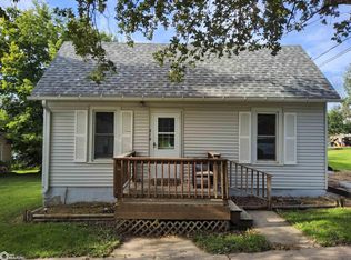 210 W Kearney St, Avoca, IA 51521