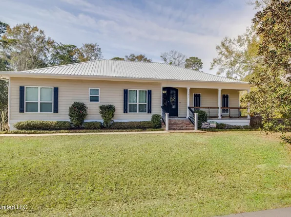 5015 Courthouse Rd, Gulfport, MS 39507