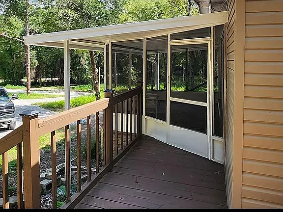 10720 SW 190th Ave — Photo 12