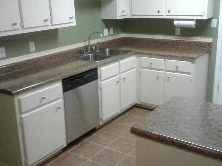 730 McNeece St — Photo 3