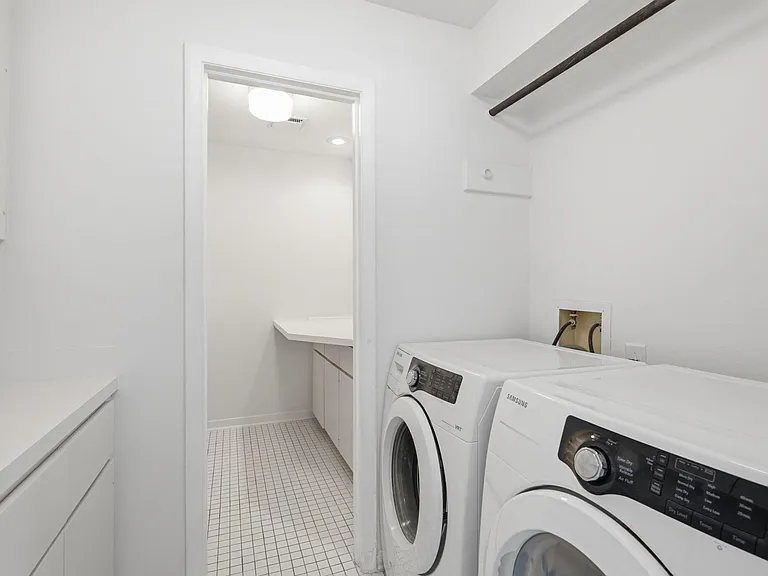 2810 Lake View Dr — Photo 31
