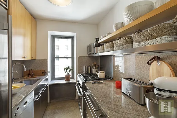 Sold by Halstead Real Estate | media 4