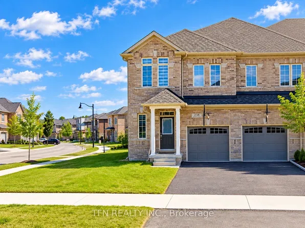 238 Skinner Rd, Hamilton, ON L8B 1X2