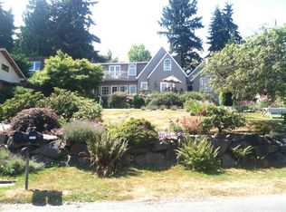 10041 Lake Shore Blvd NE, Seattle, WA 98125