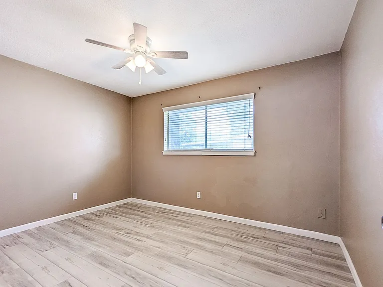 5220 Antha St — Photo 18