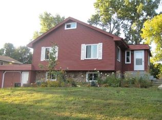1783 County Road C2 W, Roseville, MN 55113