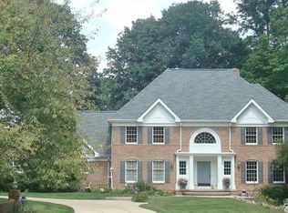 375 Beechnut Hill Dr, Akron, OH 44333