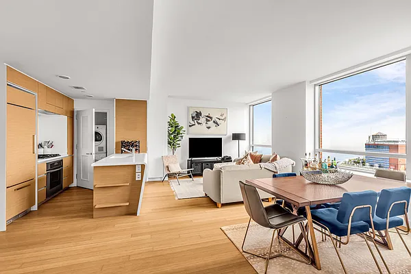 Rented by Sotheby's International Realty | media 3