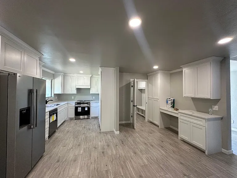 11609 Twisted Oak Rd — Photo 4