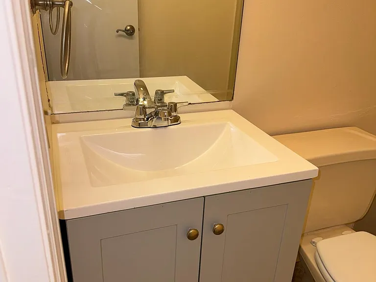 100 Hillside Dr #G8 — Photo 21