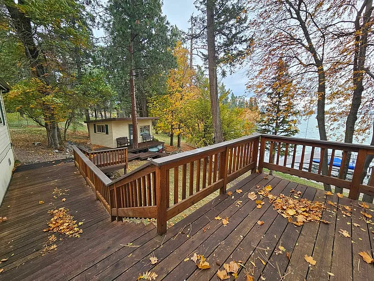 31468 Kings Point Rd — Photo 21