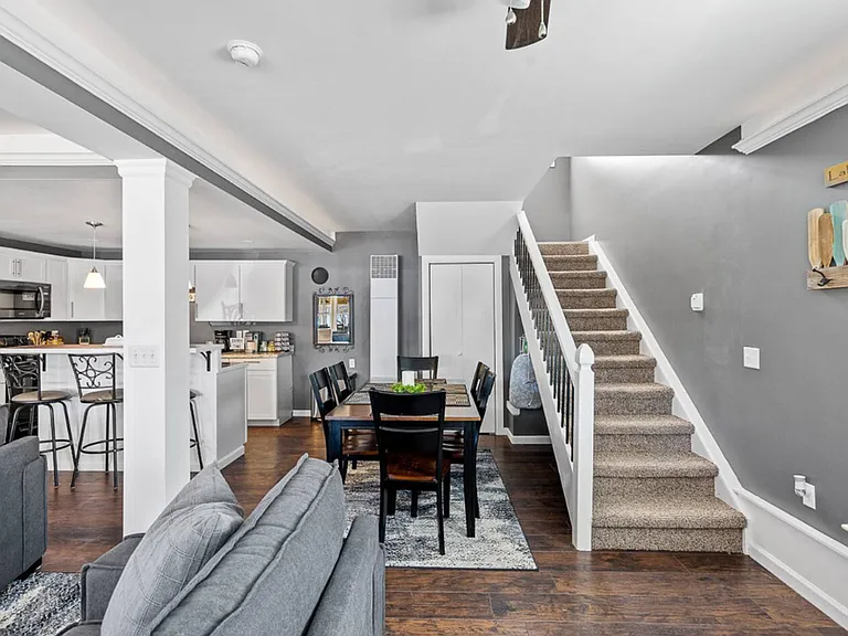 934 S Shore Rd — Photo 30
