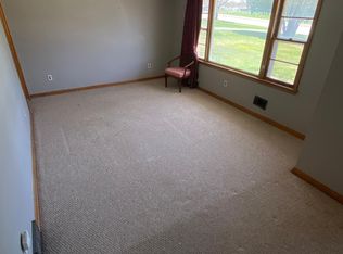 307 17th St NE #C, Rochester, MN 55906