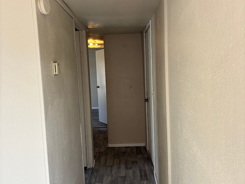1st image of 817 Sky Rd
