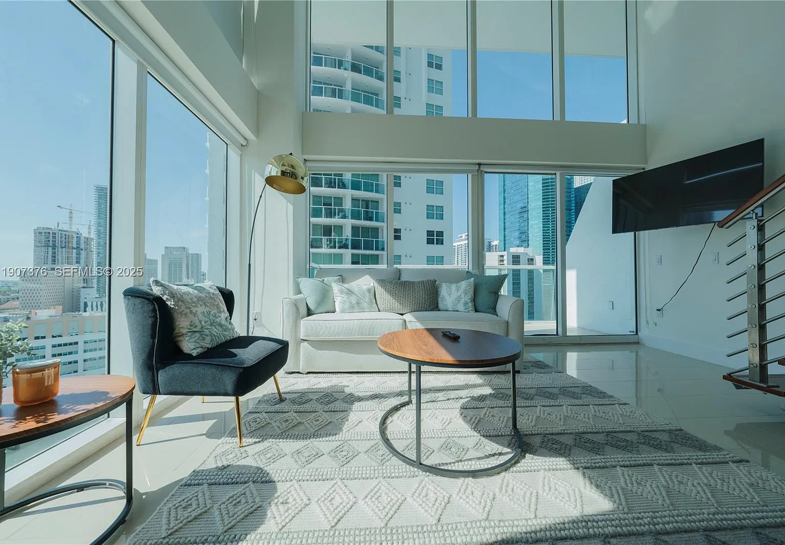 2 bed, 1267 sqft, $6,000 — Photo 1