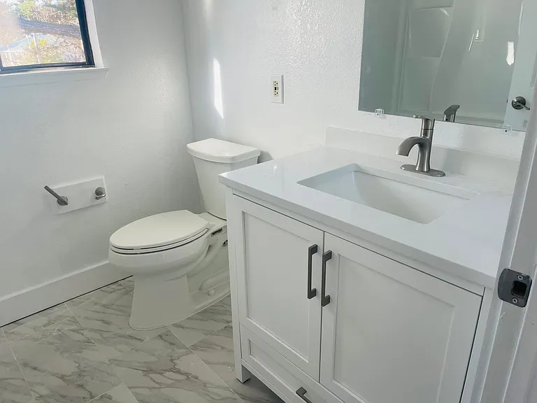 215 Hillcrest Ave #1 — Photo 35